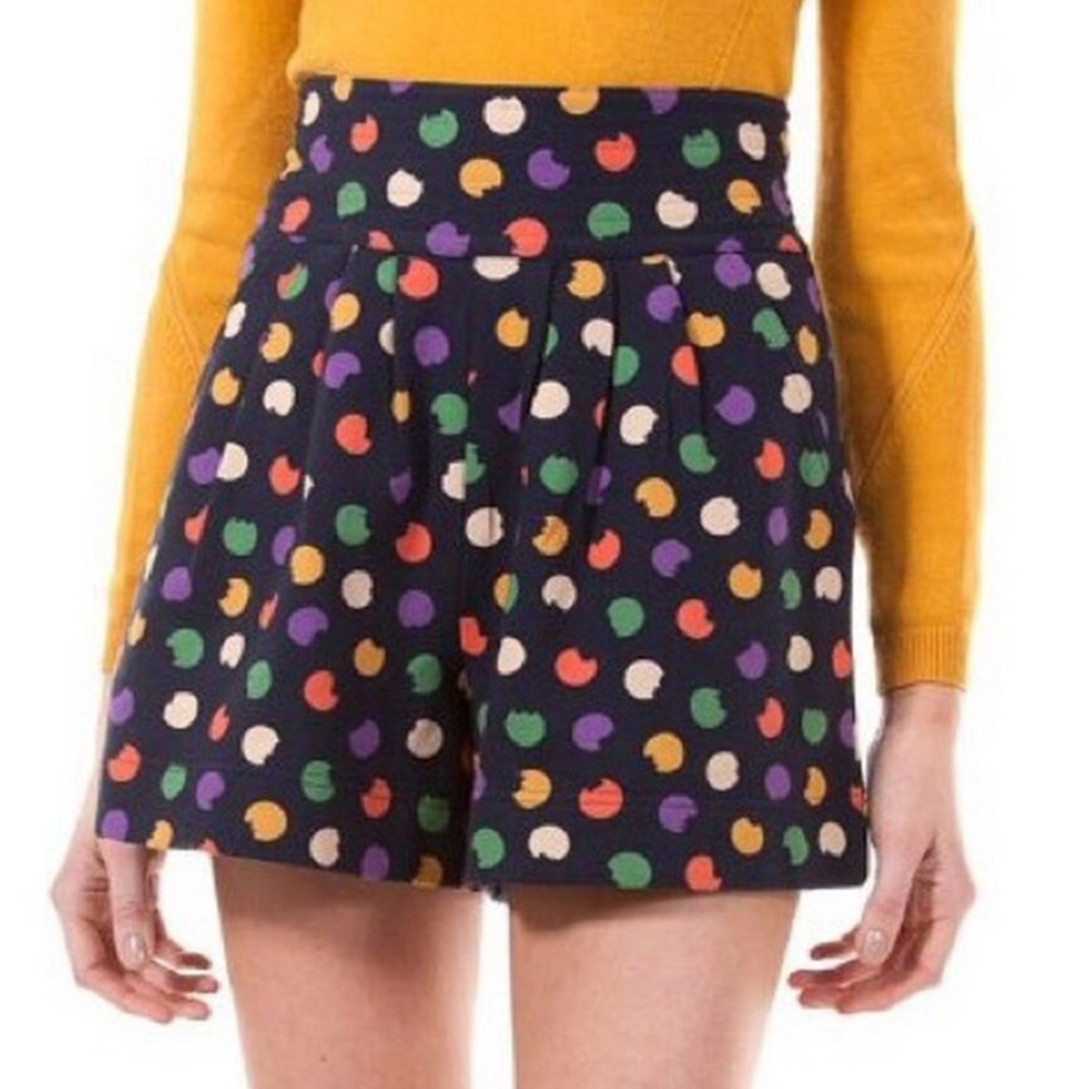 Marc Jacob’s Smudge Dot Shorts Look-alike